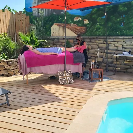 Oda ve Kahvaltı Le N 9 *
