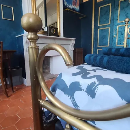 Le N 9 Bed & Breakfast *