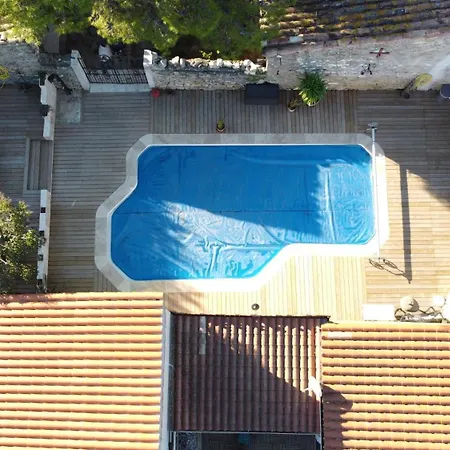 Le N 9 Bed & Breakfast *